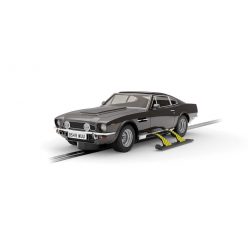   Film & TV SCALEXTRIC C4239 - James Bond Aston Martin V8 - The Living Daylights (1:32)