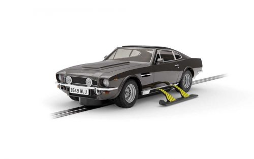 Film & TV SCALEXTRIC C4239 - James Bond Aston Martin V8 - The Living Daylights (1:32)